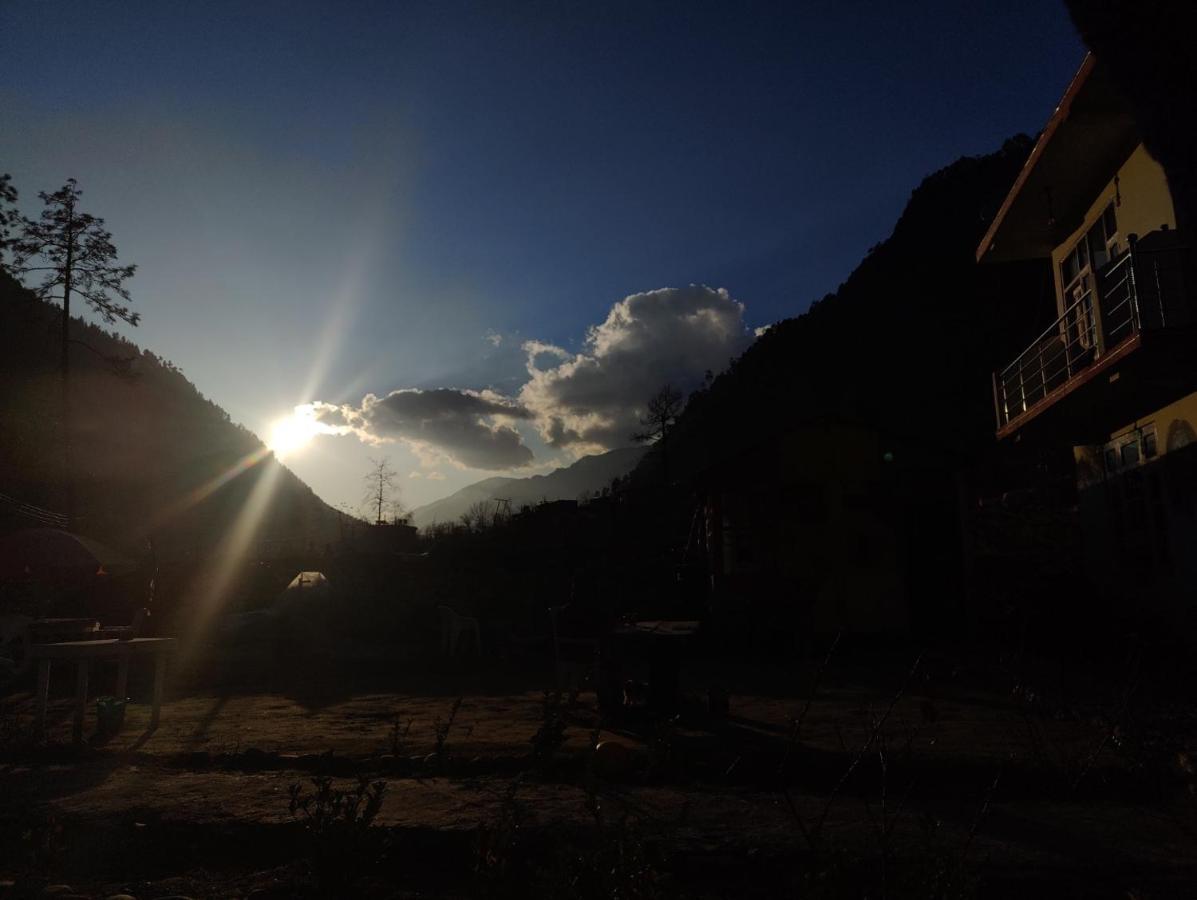 Breathe Inn Kasol Luaran gambar